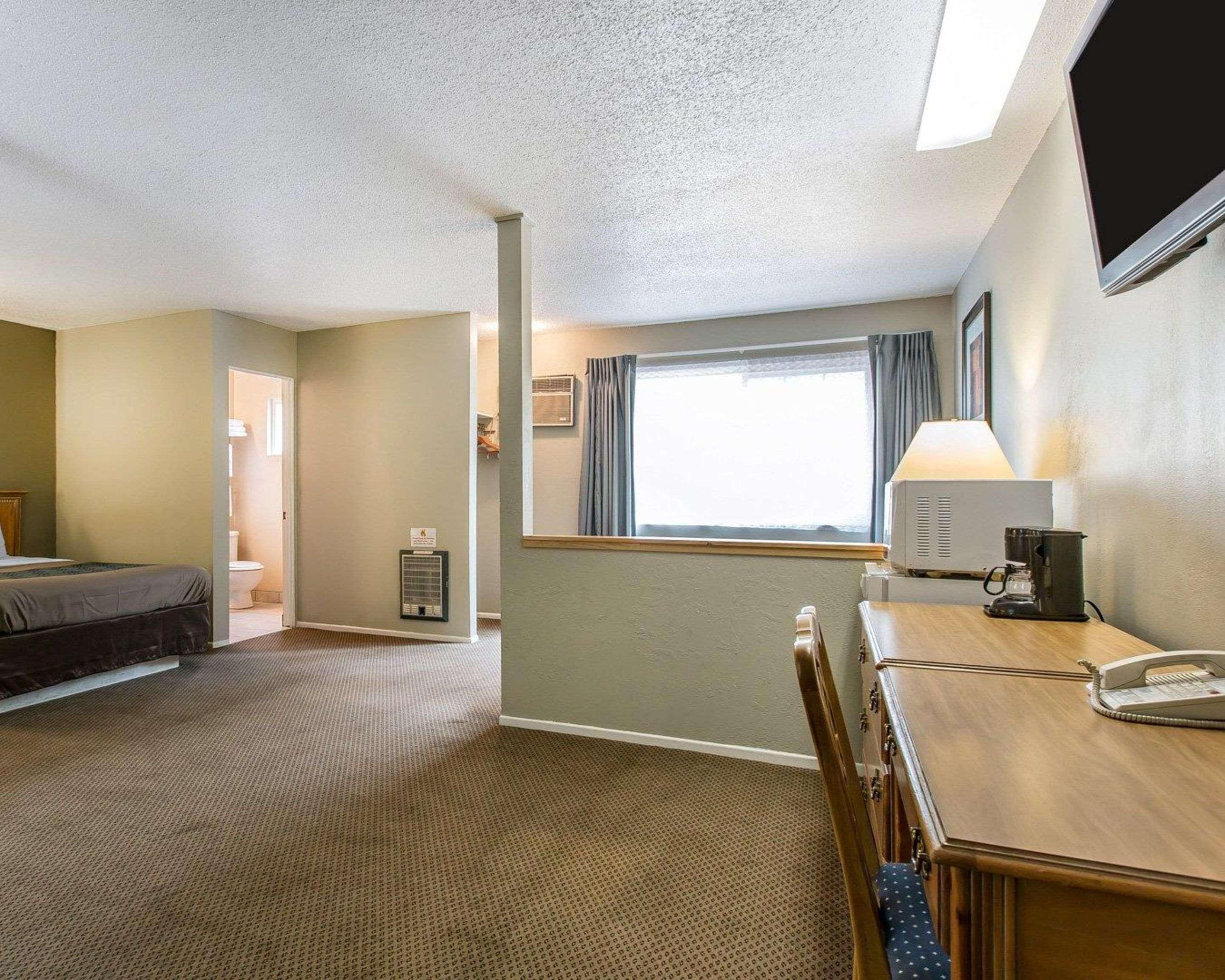 Econo Lodge Yreka Esterno foto
