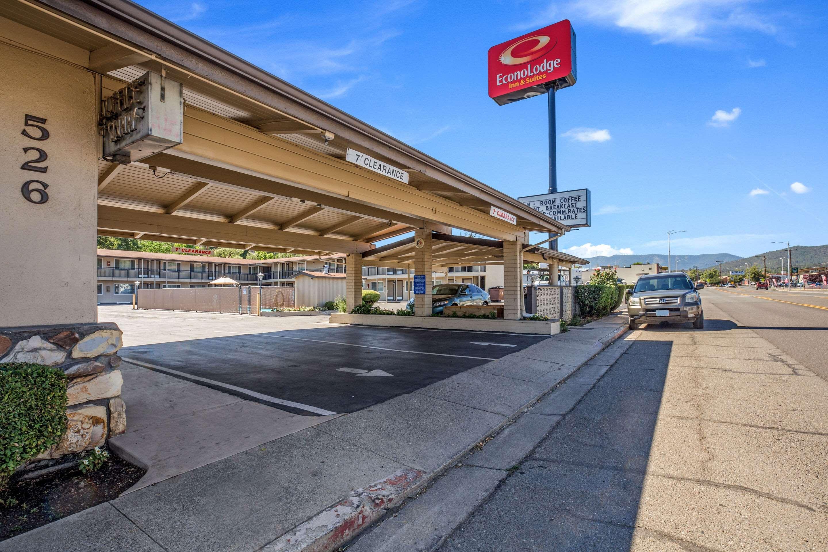 Econo Lodge Yreka Esterno foto